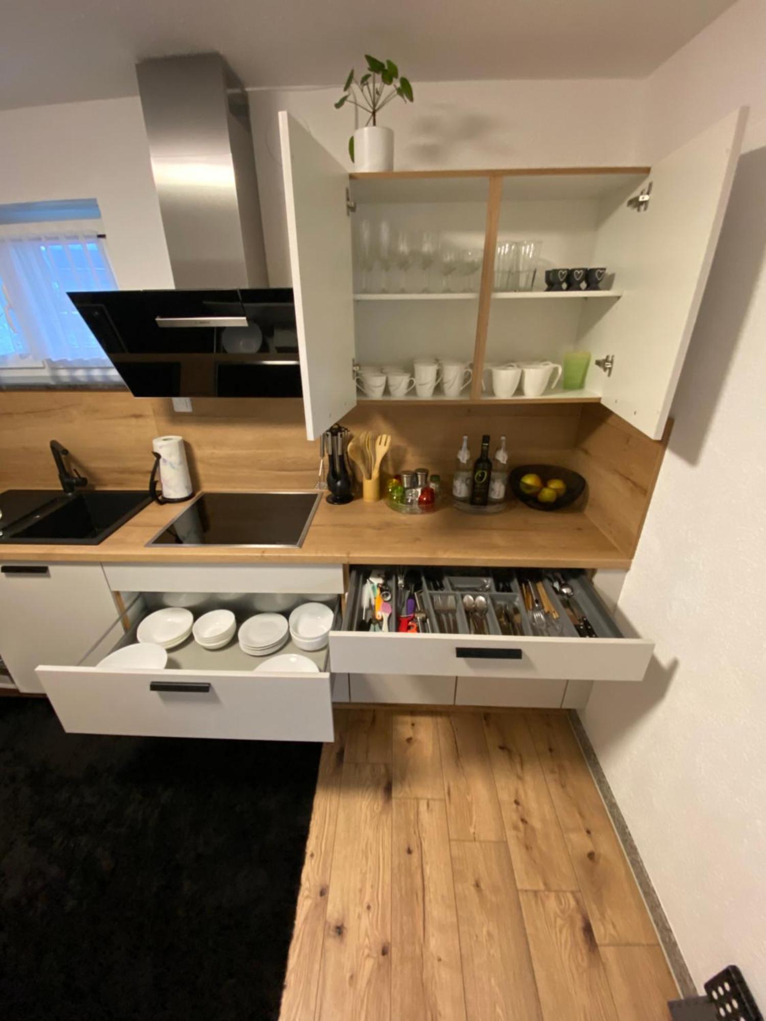 2 Zimmer Ferienunterkunft Gemeinsame Zeit 亚蓬威e尔 外观 照片